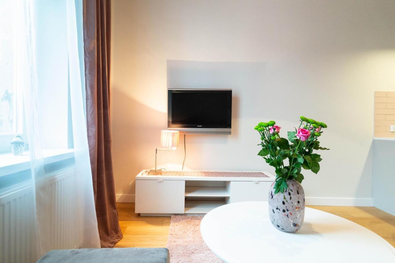 Glamorous And Brand New 2 Bedroom Краков Экстерьер фото